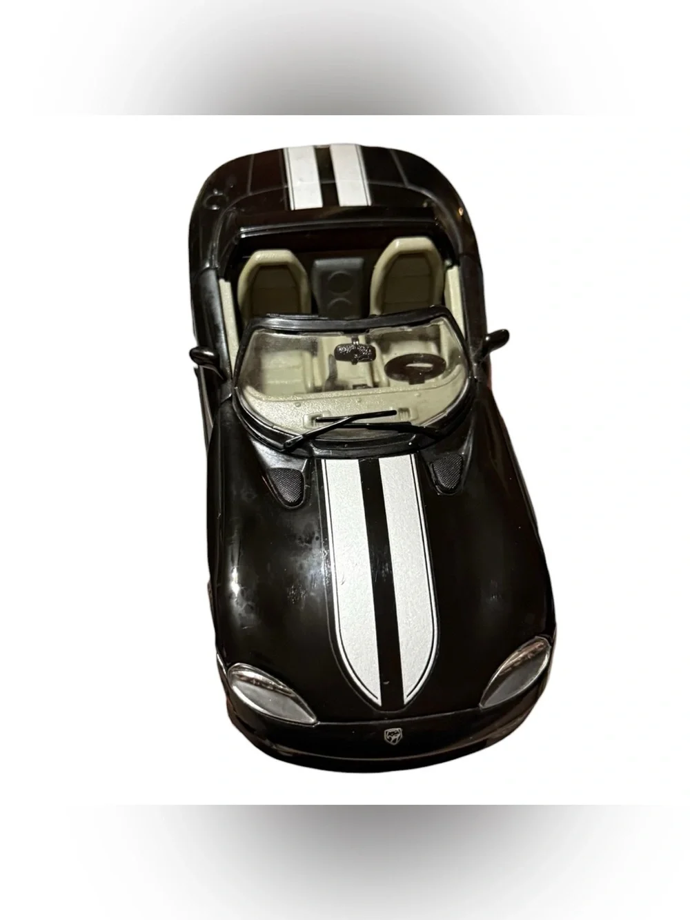 Bburago Dodge Viper RT/10 Italy Black Die Cast Car 1:24